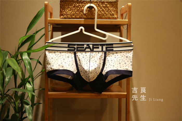 Đồ lót nam Cotton Dot Dot Boxer Ngôi sao nhỏ Quần lót gợi cảm Đàn ông thời trang Cotton shop đồ lót