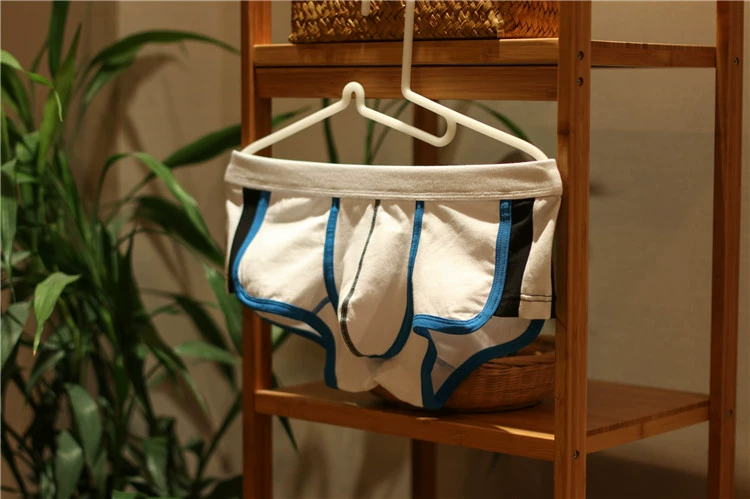 Đồ lót nam Cotton thoải mái Eo thấp Sexy Boxer Tóm tắt Hợp thời trang Giới trẻ Thanh niên Slim Bốn góc