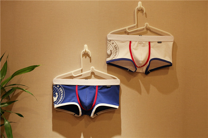 Đồ lót nam ngắn-thấp Thời trang thể thao Boxer Quần short Bảng chữ cái Cotton chặt chẽ U-Convex Quần lót nam gợi cảm quần lót dây nam