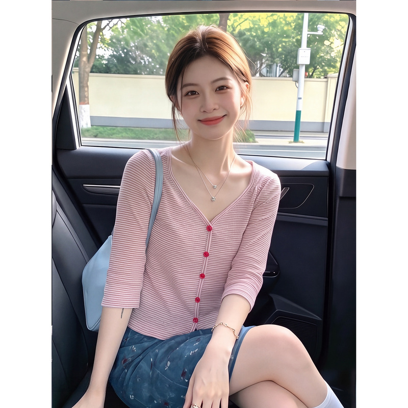 Pink and Purple Pinstripe V Neck Mid-Sleeve Cardigan for Women, Summer Chic Short Style Slim Fit Simple Casual Knitted T-Shirt Top Pink and Purple Pinstripe V Neck Mid-Sleeve Cardigan for Women, Summer Chic Short Style Slim Fit Simple Casual Knitted T-Shirt Top