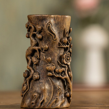 Ming dynasty huanghuali plum pattern one hand holding pen holder