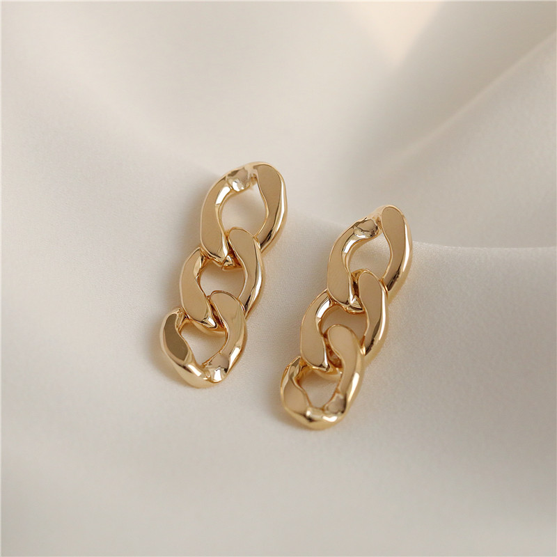 S925 silver needle cold wind chain earrings women's 2022 new trendy earrings niche design ear needle earrings