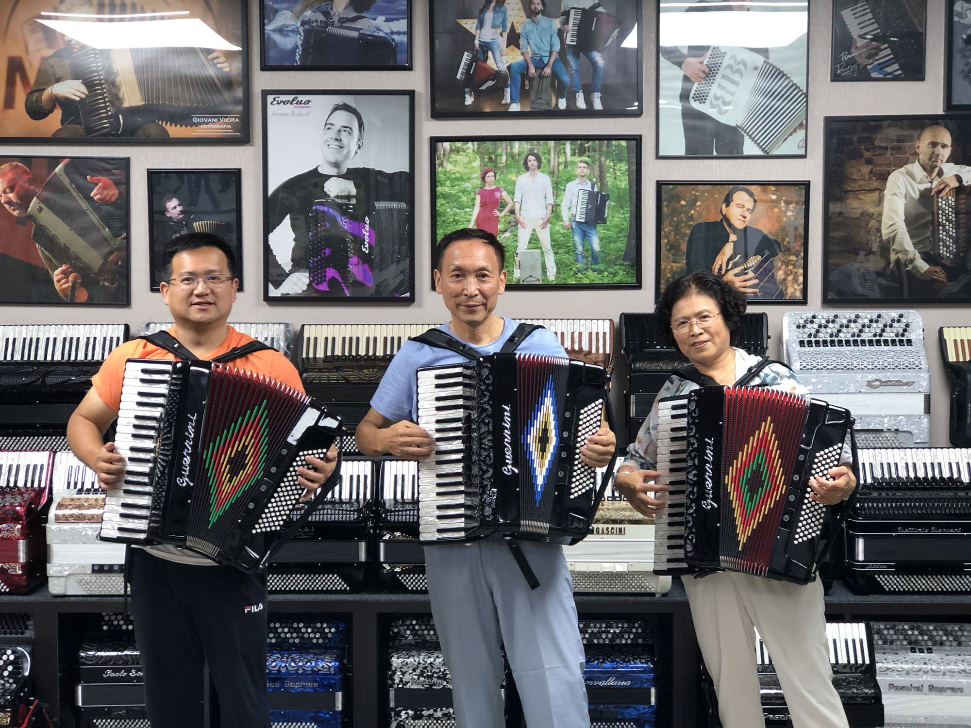 Beijing imported accordion store 20 years operating Italian Grini brand three-row spring 96 bass accordion