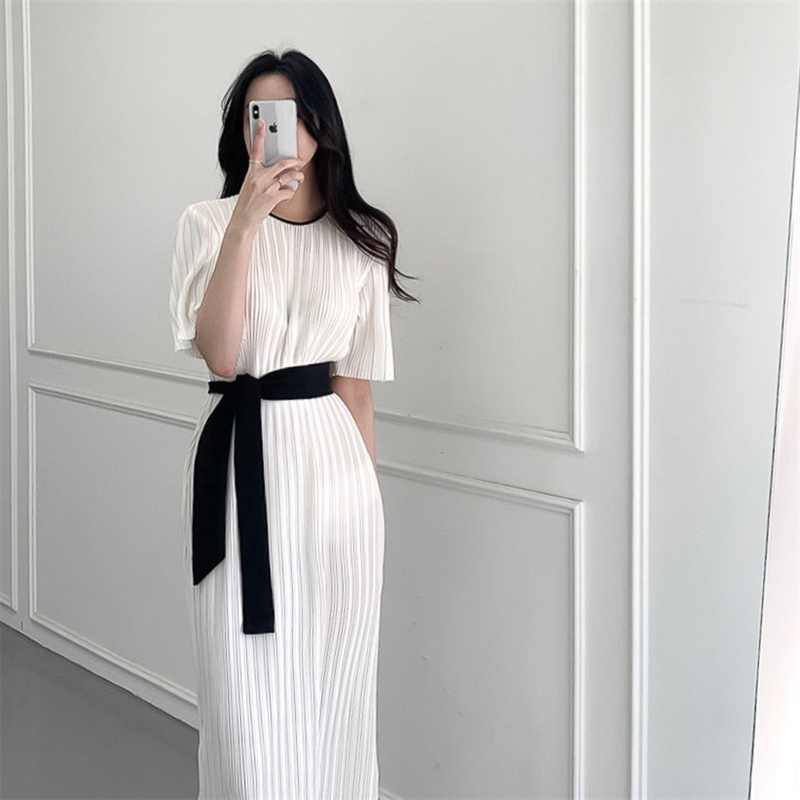 Temperament small fragrance goddess Fan Chulian Bellflower sweet dress French dating can be salty or sweet light cooked dress