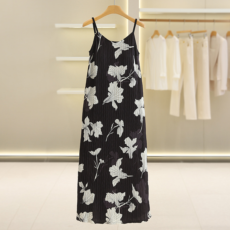 【Tee】French-Style Floral V-Neck Slim-Fit Elegant Spaghetti Strap Dress Clearance Brand Discount 26 Spring Dress