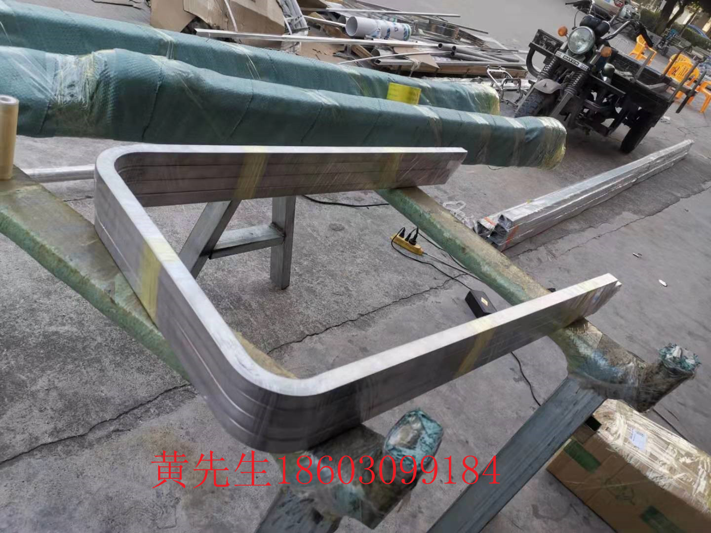 Iron pipe, galvanized pipe, 304 201 stainless steel, square pipe, round pipe, core-pulling bend, stretch bend, stretch bend, bend pipe processing