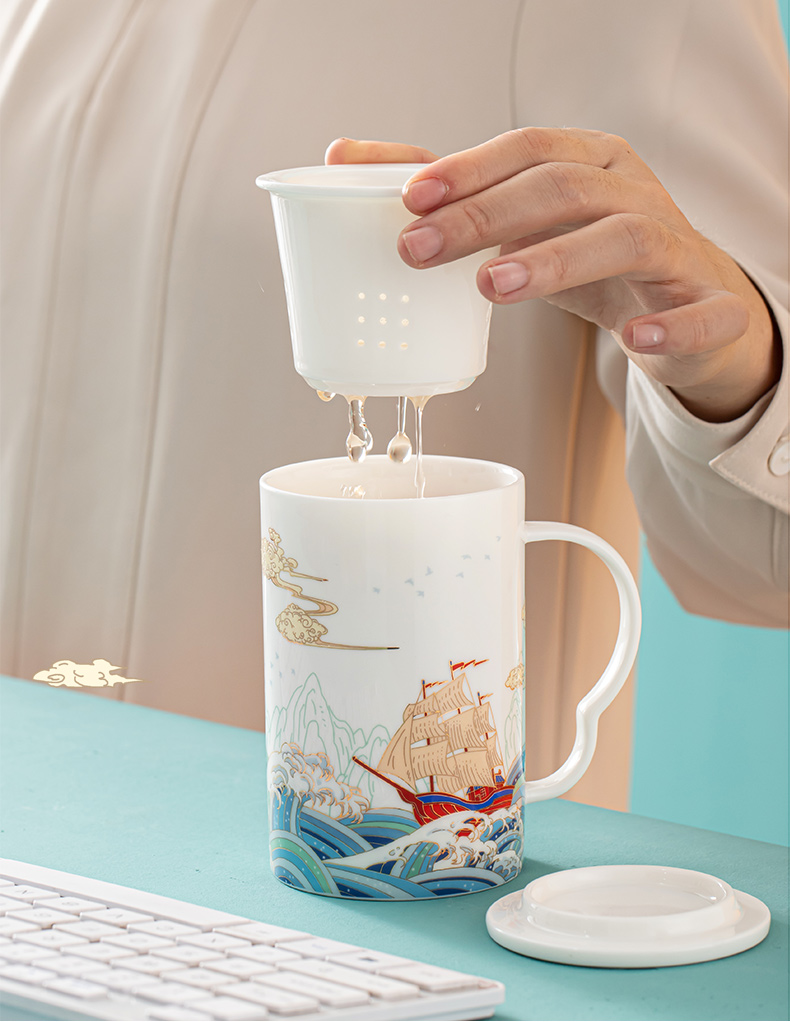 The palace cup men and women lovers ceramic cups with cover office make tea cup tea separation filter cup with handle