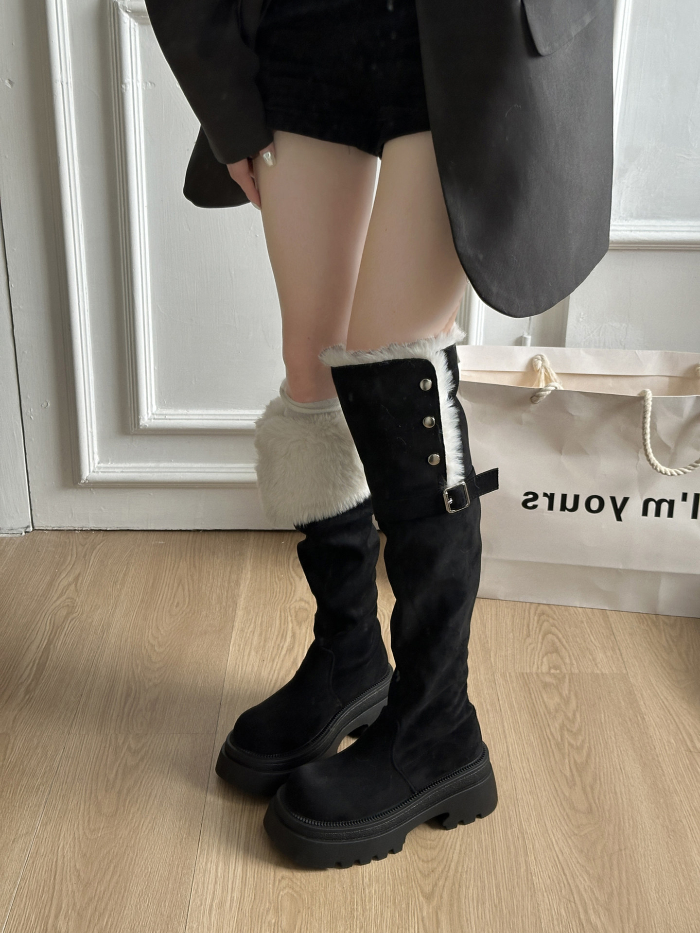 Retro Thick-Soled Fleece-Lined Snow Boots for Women 2025 New Popular Winter Warm Long Boots Northeast Cotton Boots