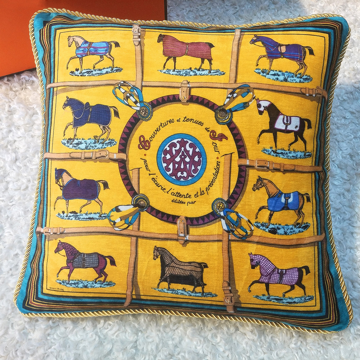 European cushion 45cm Chenier with pillow suite luxury bedroom sample room hotel sofa custom pillow