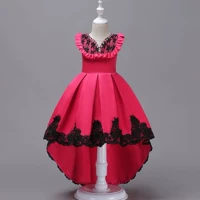 Роза красная