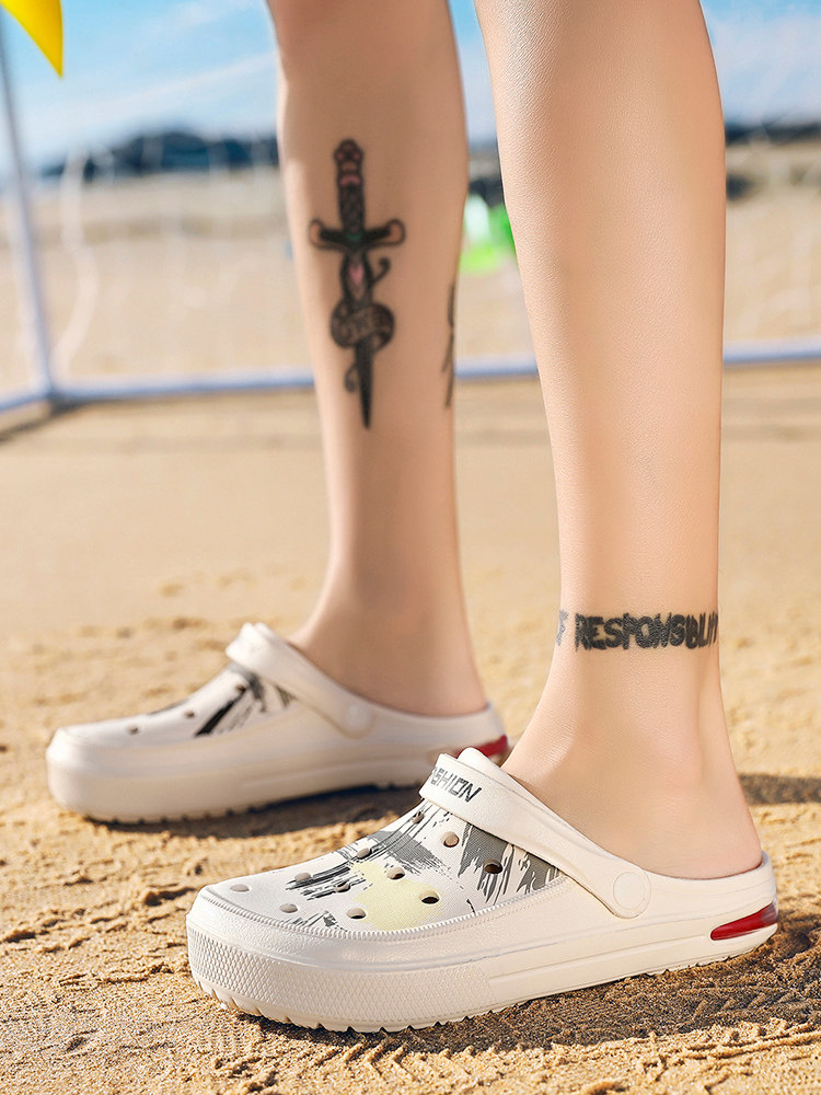 Sandals Men's Slippers Men's Summer New Lined Beach Shoes Dongle Shoes Fashion Outwear Lovers Cool Slippers