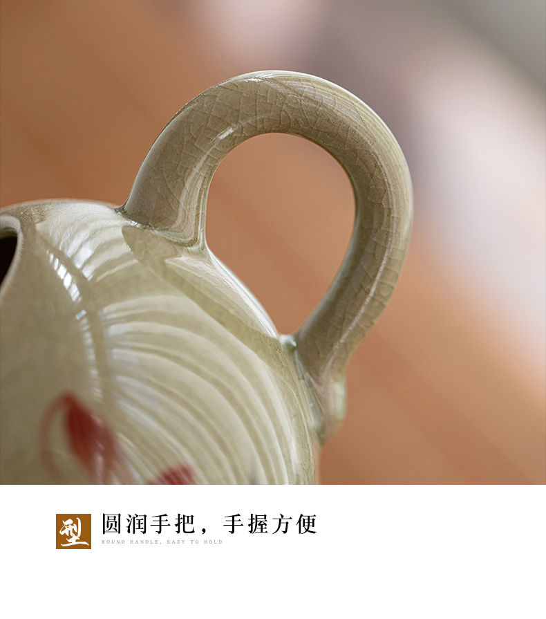 Jingdezhen hand - made lotus of the up fair keller kung fu tea tea tea sea points exchanger with the ceramics filter accessories and a cup of tea