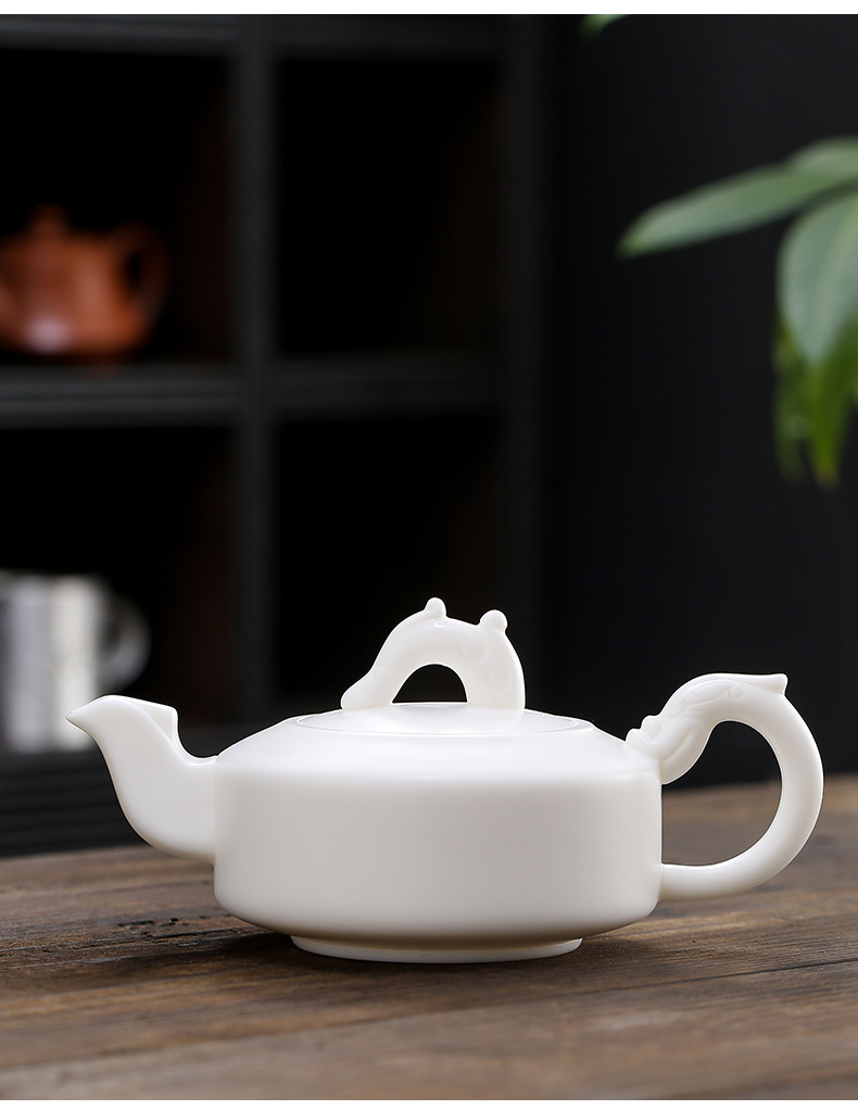 Jingdezhen high - white porcelain biscuit firing manual tea tea ceramic teapot filtering home boss tea high - end gift box