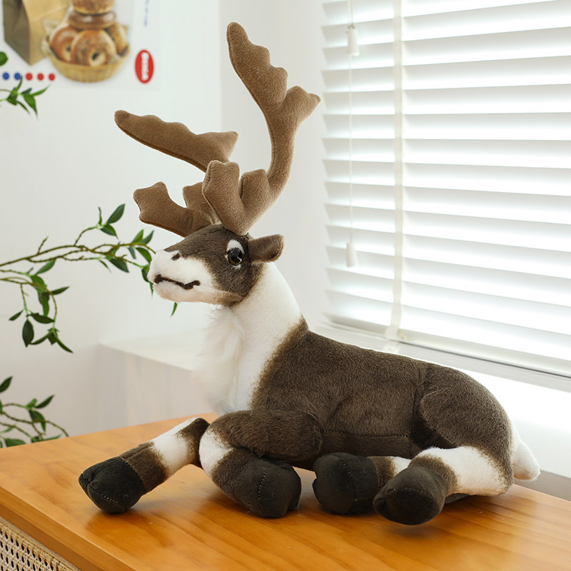 クリスマスのトナカイのぬいぐるみ、ニホンジカのクリスマスぬいぐるみ、誕生日プレゼントの人形、野生の角を持つ鹿の人形