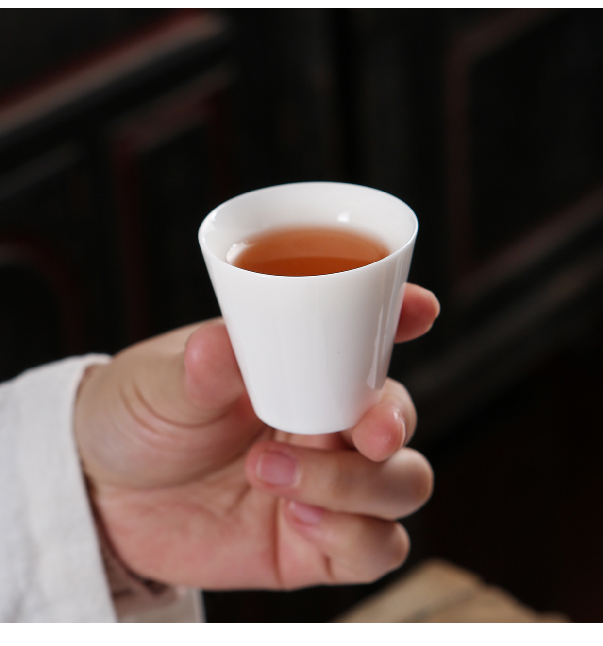 Ceramic sample tea cup tea masters cup kung fu tea set small cup white porcelain single ocean 's cup of tea light cup package mail