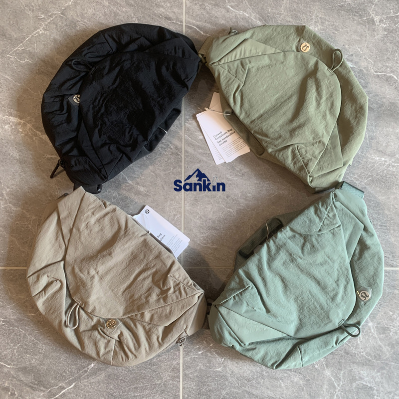 Domestic In-Stock Lululemon Curved Crossbody Sports Crossbody Bag with Magnetic Closure 3L Unisex