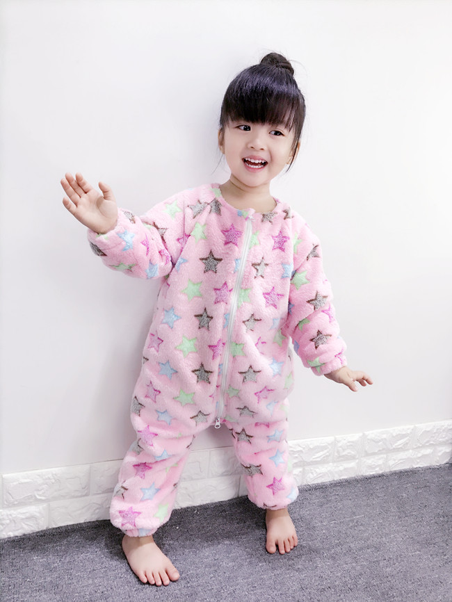 Đồ ngủ trẻ em một mảnh 1-3 tuổi Nữ bé flannel 2 quần áo romper 4 nhung san hô 5 túi ngủ bé gái phục vụ nhà quần áo trẻ sơ sinh