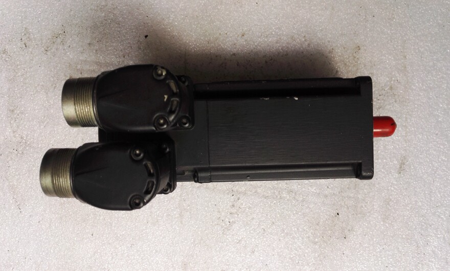 Bosch Rexroth Motor MSK030C-0900-NN-M1-UG1 MSK030C-0900-NN-S1-UG1