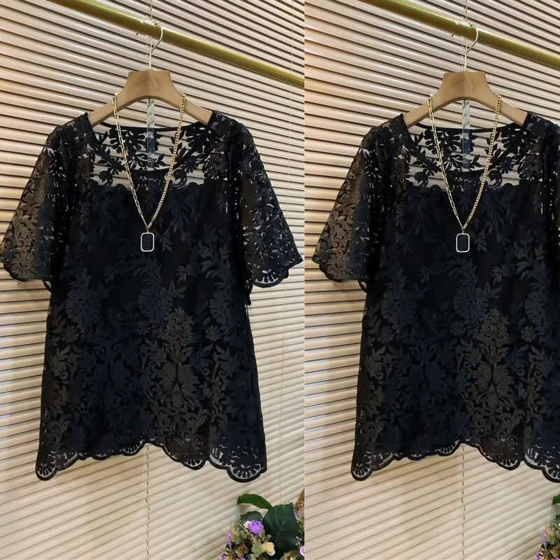 Casual Fashion T-Shirt, Plus Size, with a Unique Design, Lace Hollow-Out, Slimming, Loose, High-End Feel, Versatile Top, New Style Casual Fashion T-Shirt, Plus Size, with a Unique Design, Lace Hollow-Out, Slimming, Loose, High-End Feel, Versatile Top, New Style