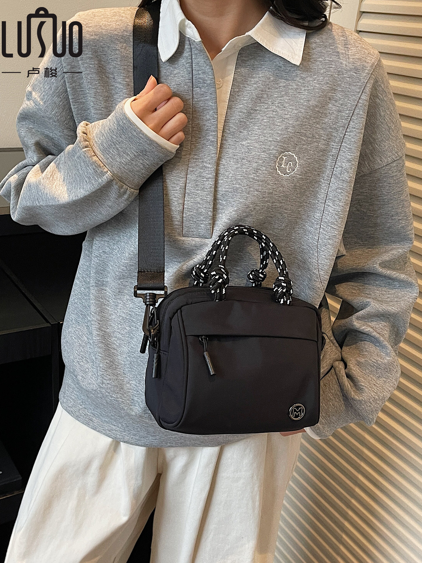 Bag Crossbody Bag for Women 2025 New Versatile Casual Lightweight Small Square Bag Multi-Zipper Outdoor Travel Bag Commuter Bag