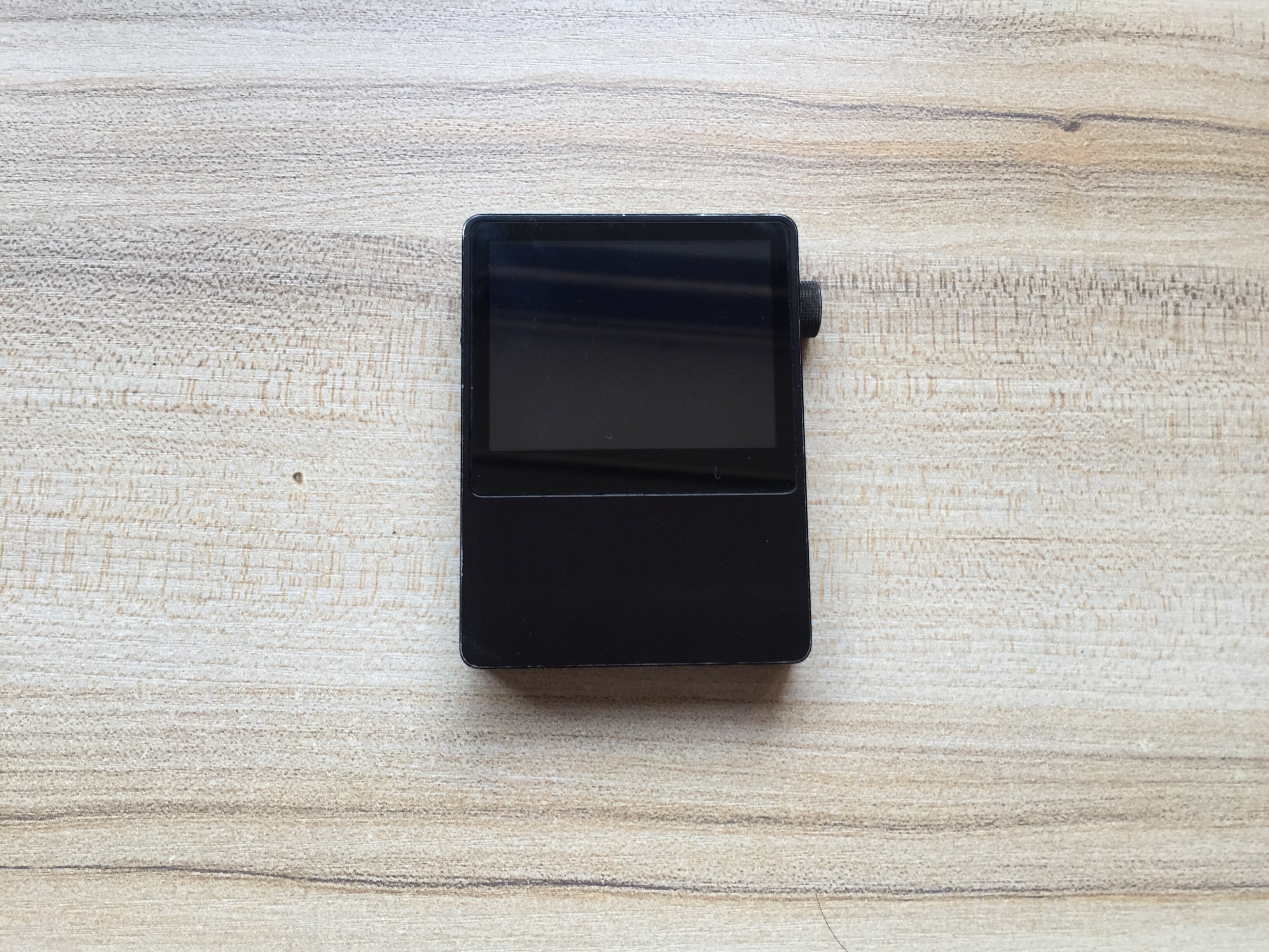 Avery and AK100 Hifi Lossless Player 8-9 New Plug Card Function Fine!