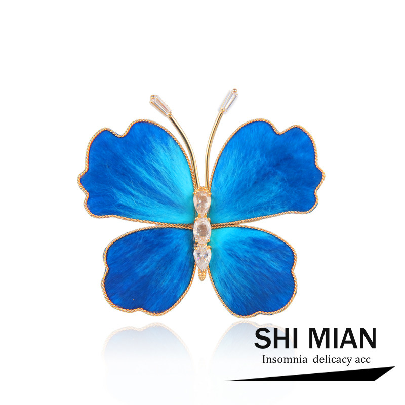 New Intangible Cultural Heritage Cloisonné Flower and Butterfly Brooch for Women - High-End, Exquisite, Unique Design, Suitable for Suits and Coats