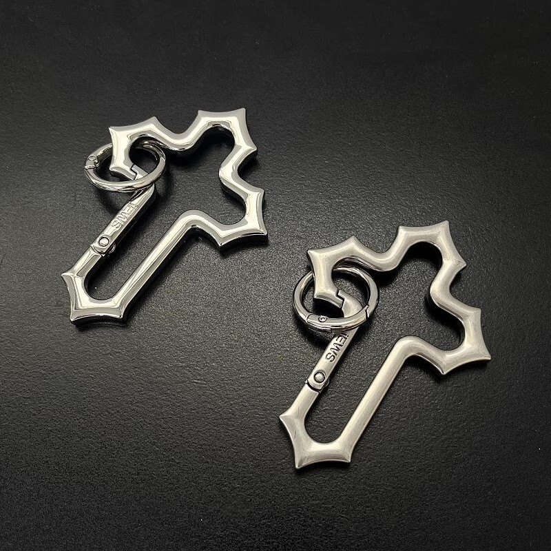 Rv Original Metal Hollow Cross Design Zinc Alloy High-End Heavy-Duty Keychain Pendant Waist Accessory Rv Original Metal Hollow Cross Design Zinc Alloy High-End Heavy-Duty Keychain Pendant Waist Accessory