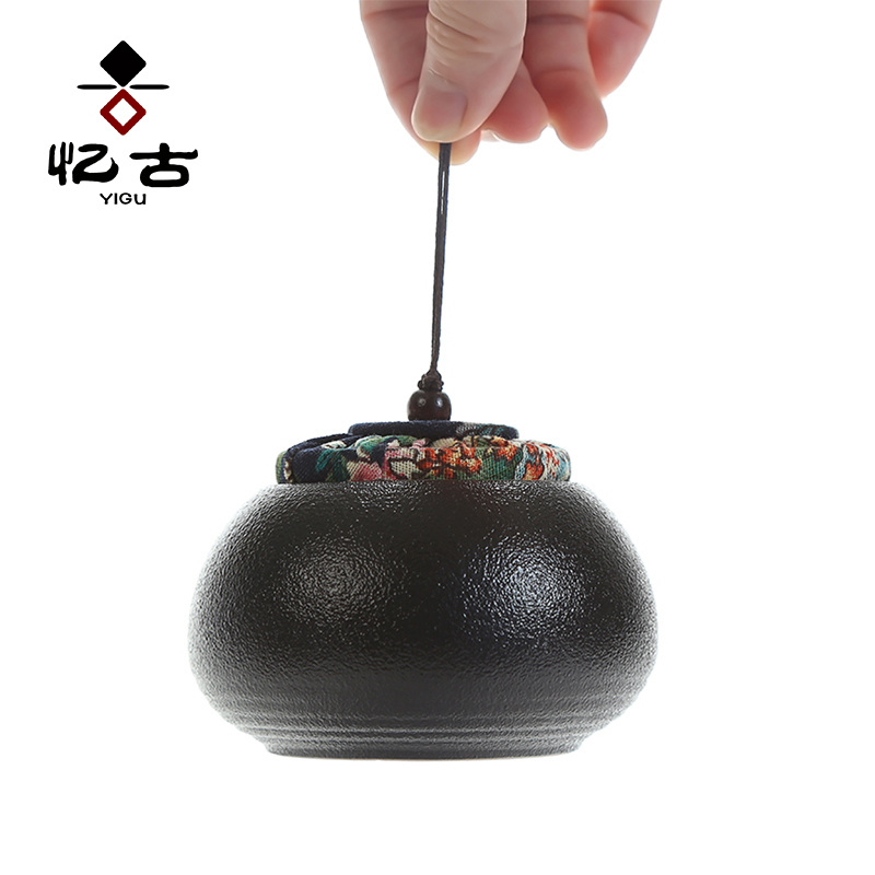 Have the ancient black pottery caddy fixings ceramic seal pot small moistureproof kung fu tea tea tea storehouse small POTS