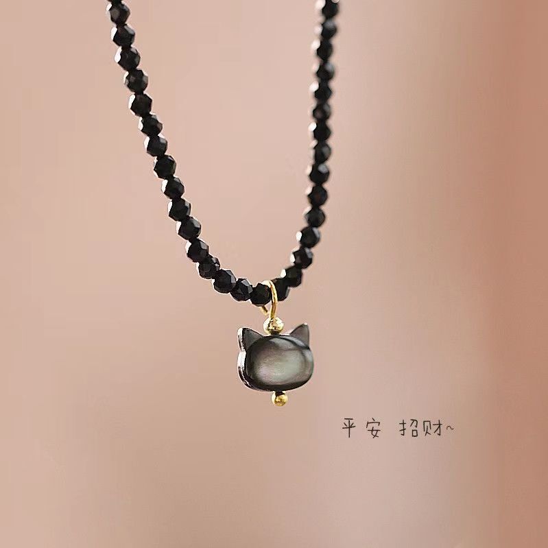 Super Cute Cat Collarbone Chain with Ultra-Shiny Black Pointed Crystal Stone, Light Luxury Shell Cat Head Pendant Necklace, Girly Style