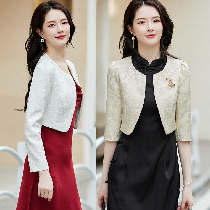 Women's Blazer 2026 New Spring and Autumn Style for Petite Figures, Paired with a Slip Dress, Sleeveless Cardigan, and Qipao Top