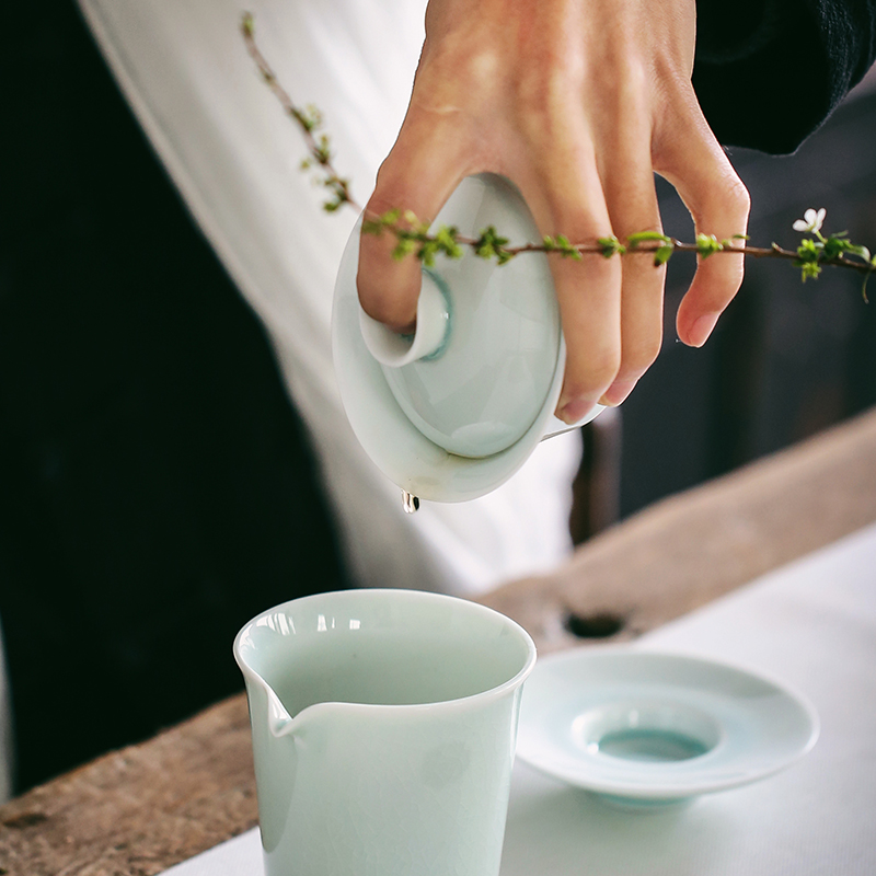 Household tureen jingdezhen only three cups of Japanese checking them thin body large bowl tea kungfu tea taking