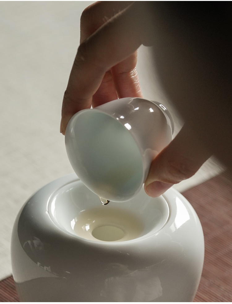 Jingdezhen manual celadon ceramic cups small kung fu tea cups from the single them master cup of thin body