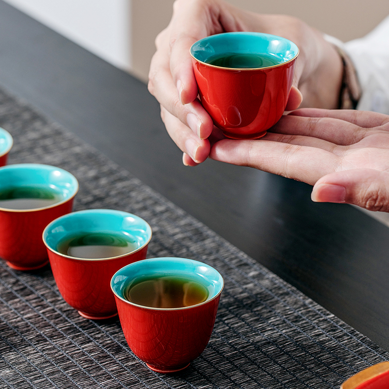 The Self - "appropriate for the content of the Forbidden City, red Chinese kung fu master of jingdezhen ceramic cups cup cup sample tea cup but small tea cups