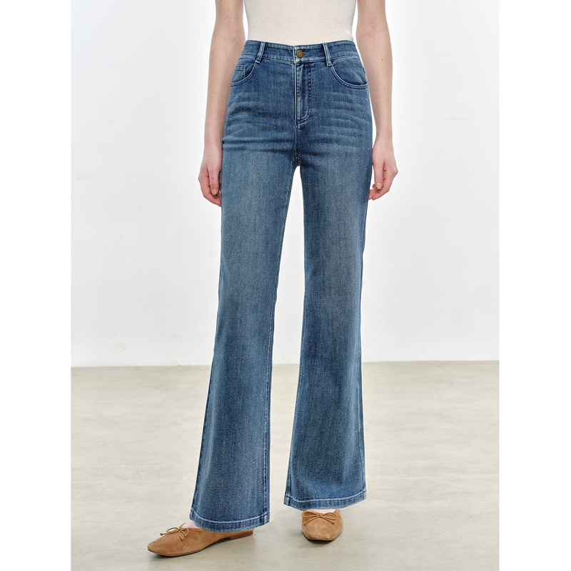 Island Breeze “Diamond Jeans” Comfortable High-Stretch Classic Washed Blue French-Style Flared Jeans with Rhinestones Island Breeze “Diamond Jeans” Comfortable High-Stretch Classic Washed Blue French-Style Flared Jeans with Rhinestones
