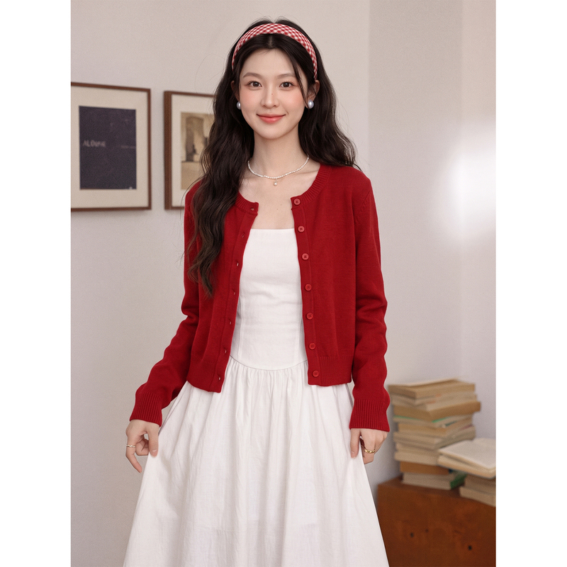 Lavuo Sister 2026 Early Autumn New Red Long-Sleeve Knitted Cardigan for Women, Round Neck Slim Fit Single-Breasted Top