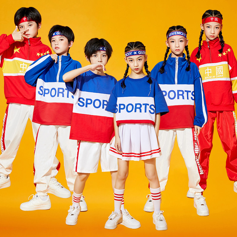 61 Children's cheerleaders perform the opening ceremony Games for primary and middle school students jazz dance cheerleading performance costumes