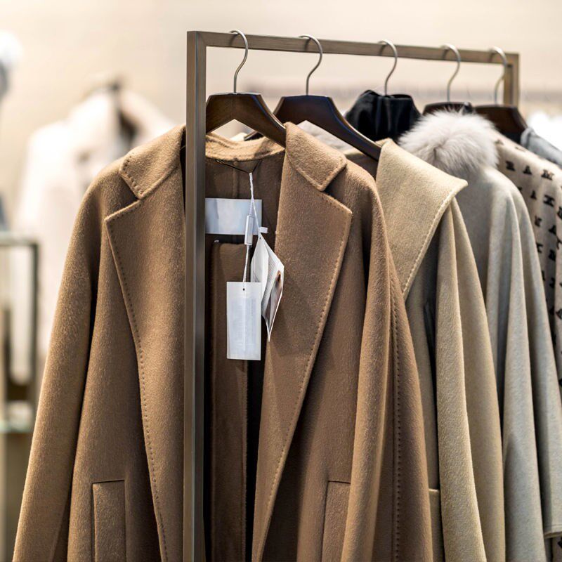 Two-sided, big coat of women's medium long version of fur coats Hepburn Winter Mom Suits Suit