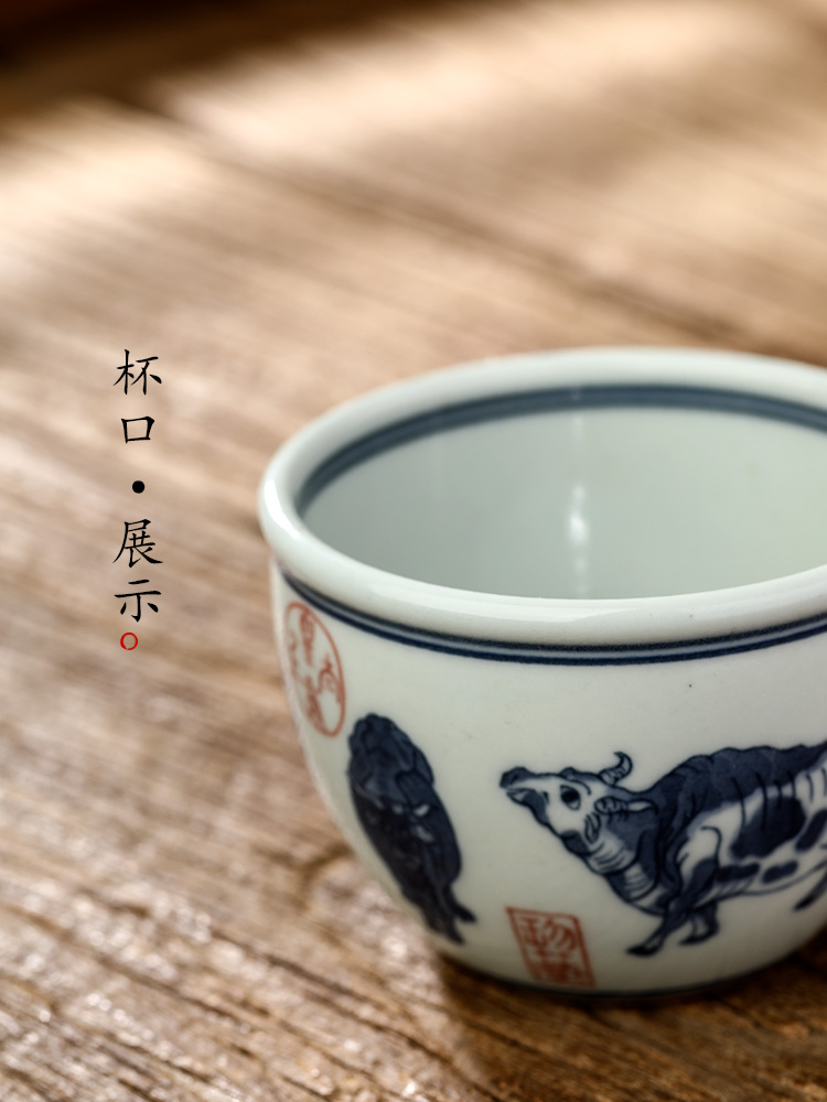 Jingdezhen blue and white master cup tea pure hand - made manual kung fu tea cup sample tea cup single CPU zodiac WuNiu