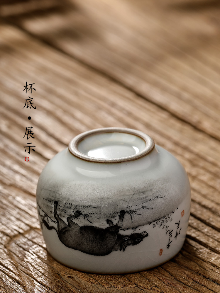 Hand your up jingdezhen tea master cup single cup pure manual zodiac cattle kung fu tea sample tea cup