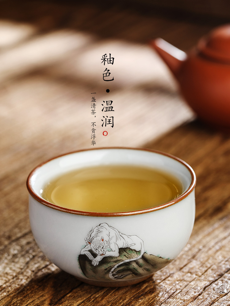 Pure manual your up master kung fu tea cup single CPU jingdezhen hand - made zodiac tiger a single tea sample tea cup