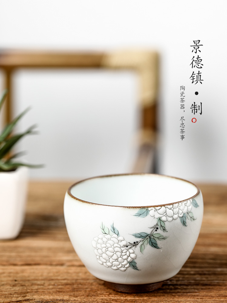 The Master cup single CPU jingdezhen hand - made teacup your up ceramic sample tea cup pure manual hydrangea kung fu tea set