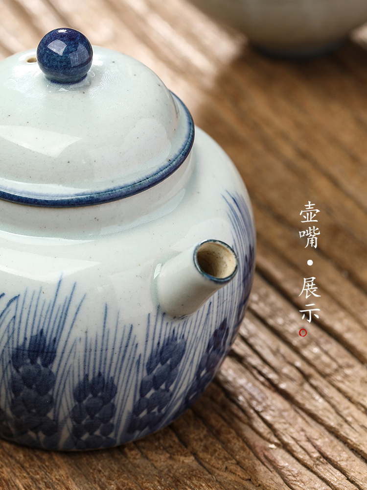 Pure manual jingdezhen blue and white teapot kunfu tea teapot hand - made ball hole, tea pot single pot of Chinese ceramic pot