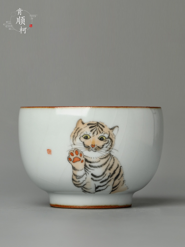 Hand your up jingdezhen kung fu tea master cup single CPU ceramic cups restoring ancient ways is pure manual sample tea cup