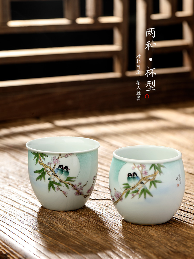 Jingdezhen ceramic masters cup single CPU kung fu tea set sample tea cup and tea cup to restore ancient ways, only pure manual painting of flowers and birds