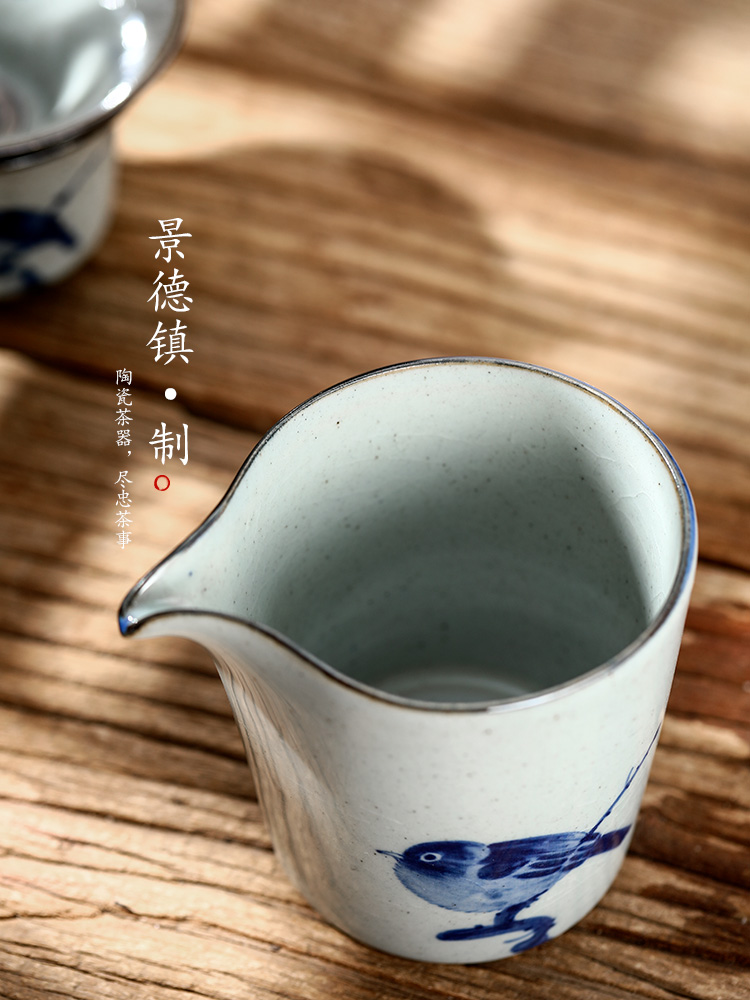 Jingdezhen tea fair keller single blue and white hand draw birds points tea fair ceramic pot of high - temperature kung fu tea taking