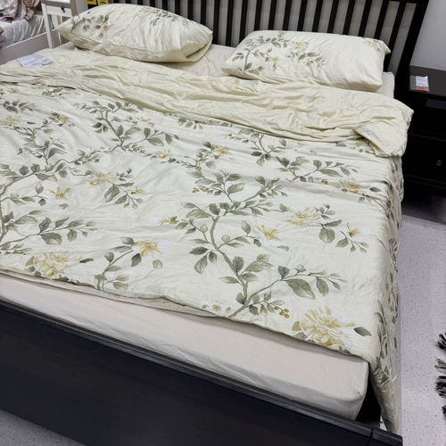 IKEA по домашней покупке покупки одеяла Fifersus и наволочка желтая/цветочная рисунка без листов
