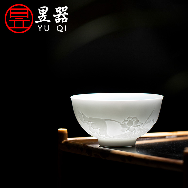 Yu ware jingdezhen ceramic cups water lotus kung fu tea sample tea cup manual its master cup single CPU