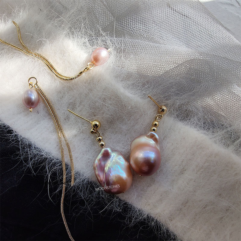 Purple big buck earrings imported from the United States with gold-coated gold balls plated with 18K gold metal dazzling purple charm purple long tassels