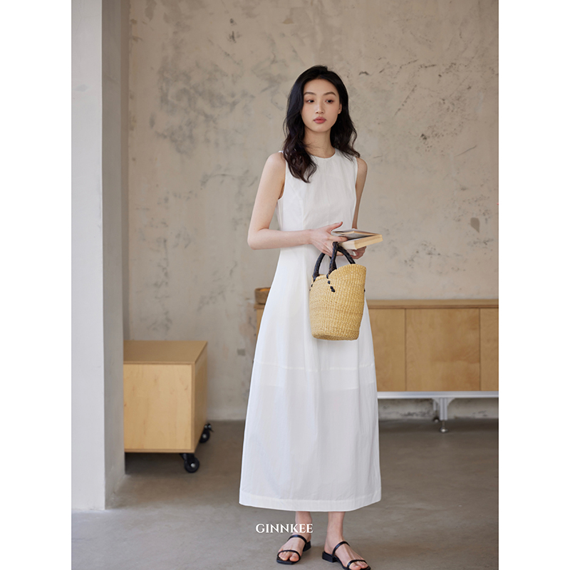 Ginnkee French-Style Sleeveless White Dress for Women, Summer Patchwork Waist-Cinching Black Vest Dress, Floral Long Dress Ginnkee French-Style Sleeveless White Dress for Women, Summer Patchwork Waist-Cinching Black Vest Dress, Floral Long Dress