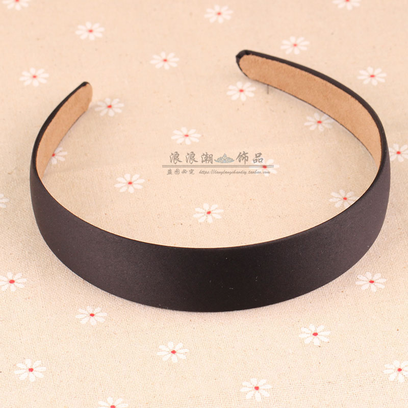 Đen headband Hàn Quốc đơn giản vải rộng vành headband tóc lỗ tự làm thủ công vật liệu phụ kiện tóc vương miện headband - Phụ kiện tóc dây chun buộc tóc